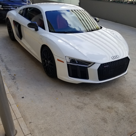 Meet your Posher, Mr. Miami deals MAKE ME AN OFFER - Picture 2 of 4